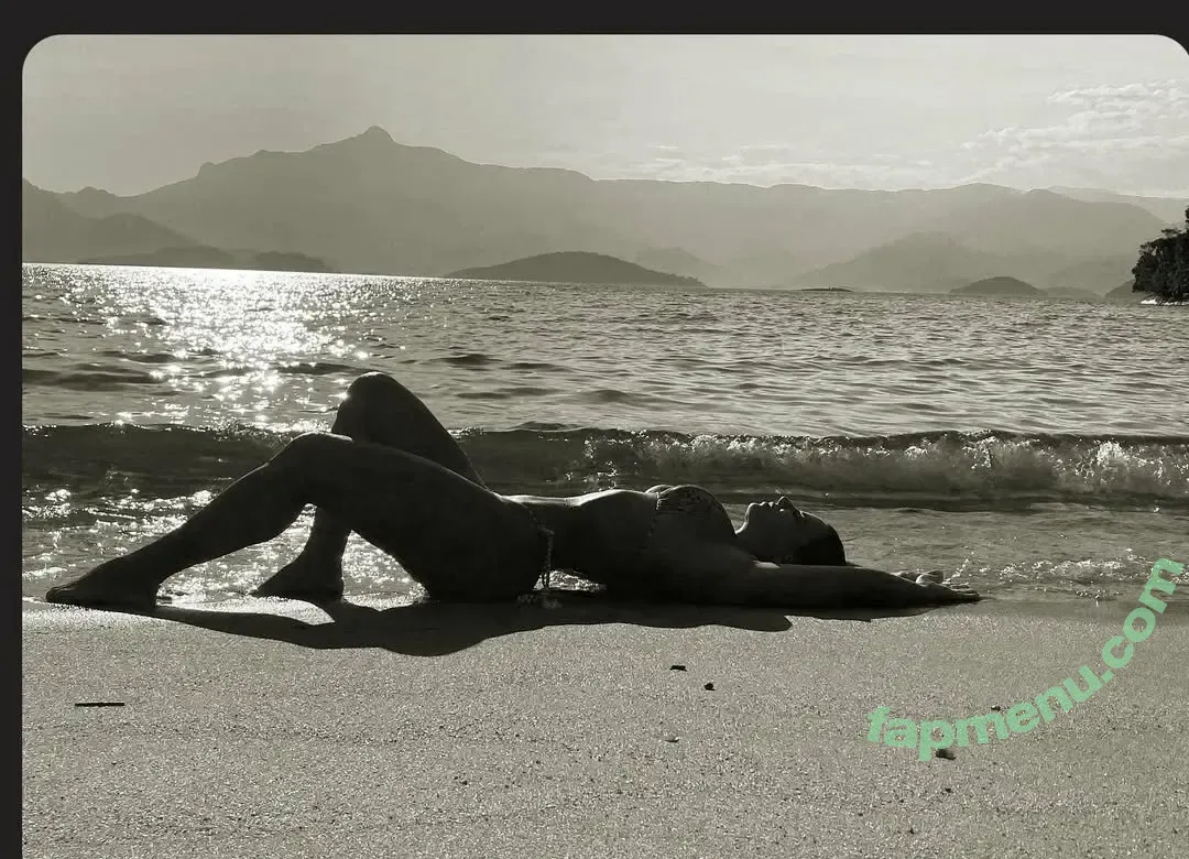 Viviane Araujo nude photo #0935 (araujovivianne)