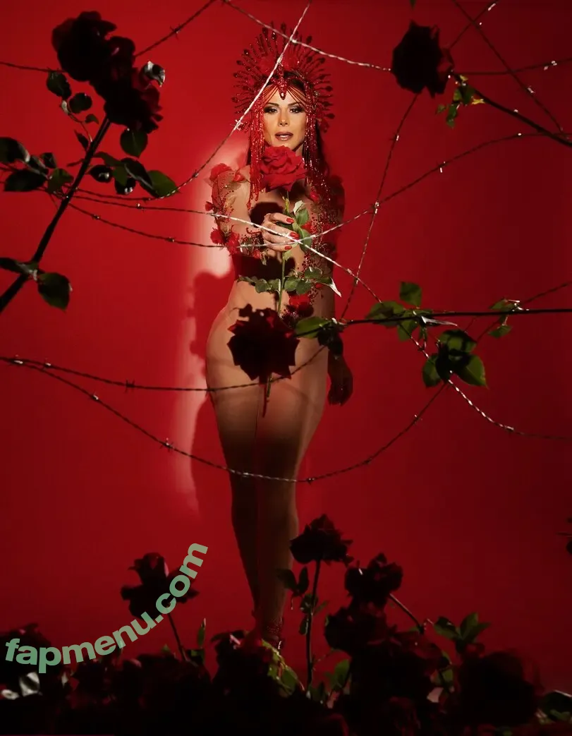 Viviane Araujo nude photo #1040 (araujovivianne)