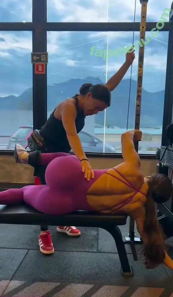 Viviane Araujo nude photo #1084 (araujovivianne)