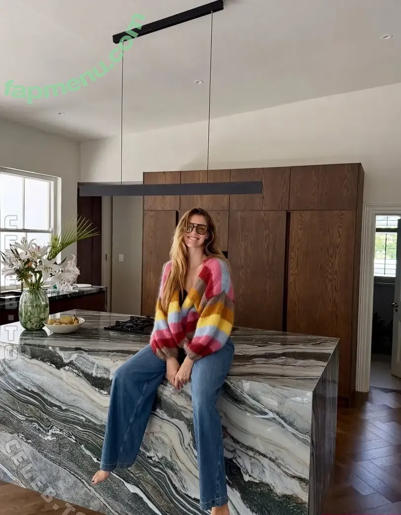 Viviane Geppert nude photo #0174 (viviane.geppert)