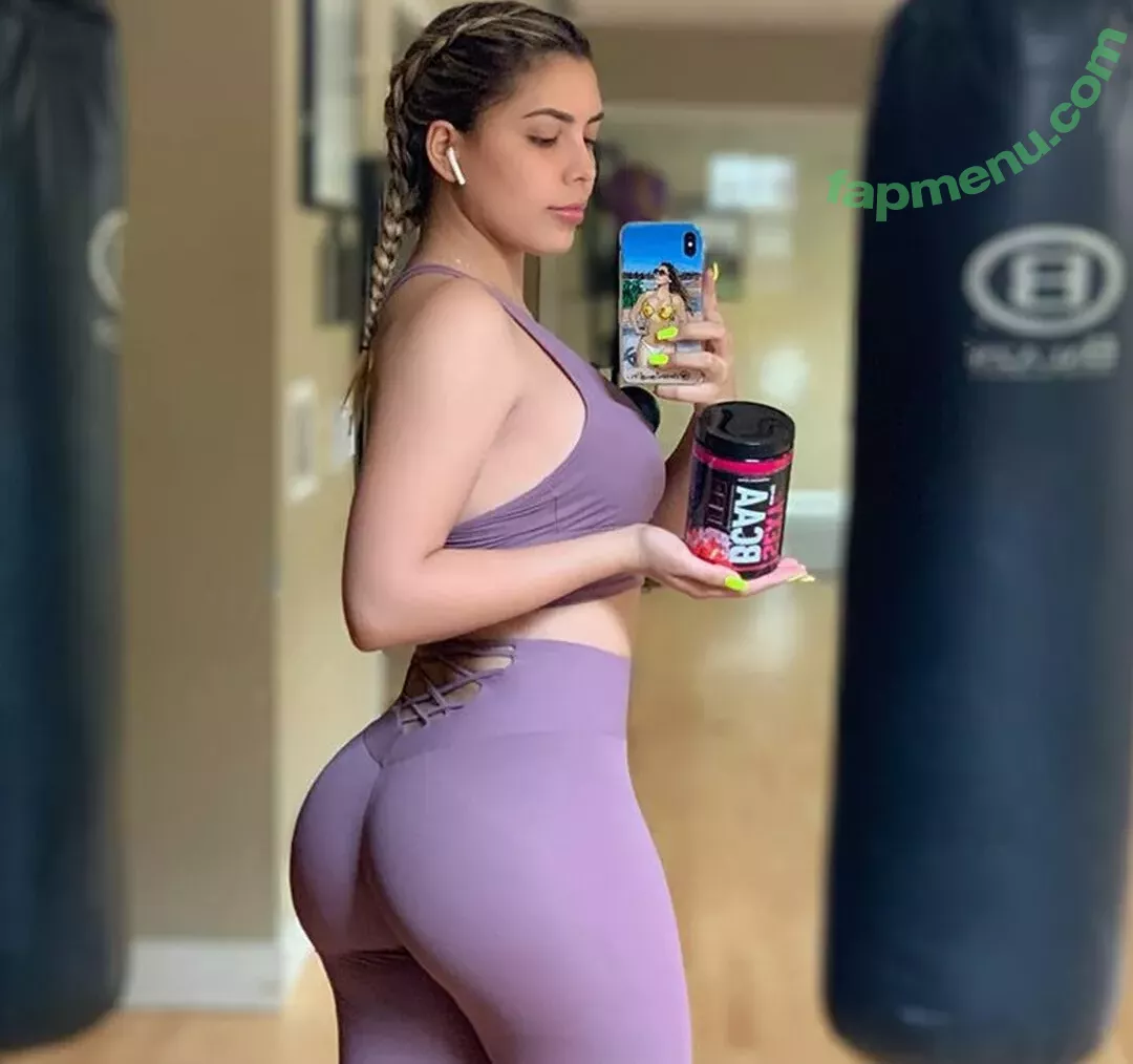 Viviane Lomelin nude photo #0073 (therealbrittfit / vivilomelin)