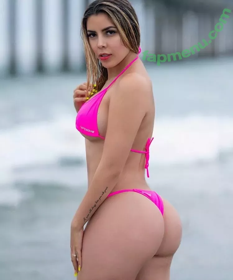 Viviane Lomelin nude photo #0101 (therealbrittfit / vivilomelin)