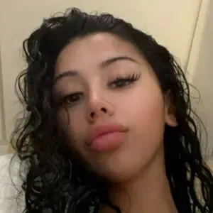 Vivianemilyy / Yourfavvv14 nude photo #0007