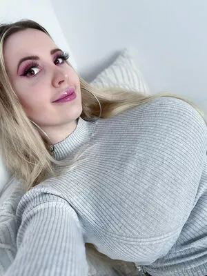 vivianrosefree / vivianroseofficial nude photo #0194