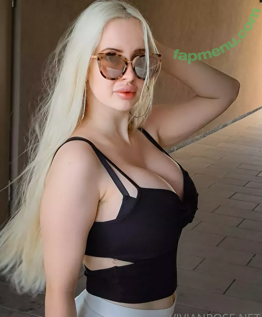 vivianrosefree nude photo #0100 (vivianroseofficial)