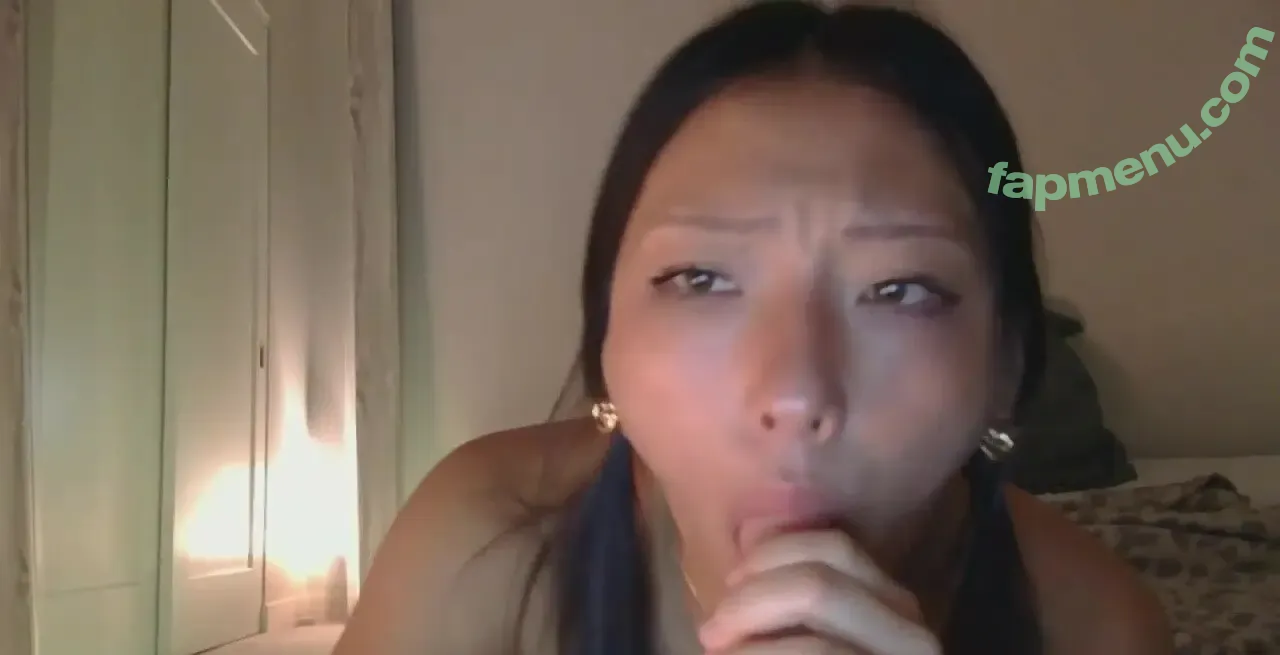 Vivianwinters nude photo #0030 (Vivian_winter25)