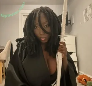 Vivicax.x nude photo #0104