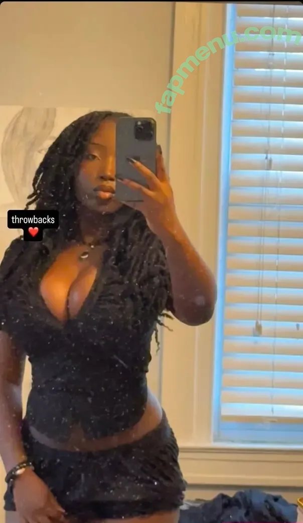 Vivicax.x nude photo #0117 (Vivicax.x)