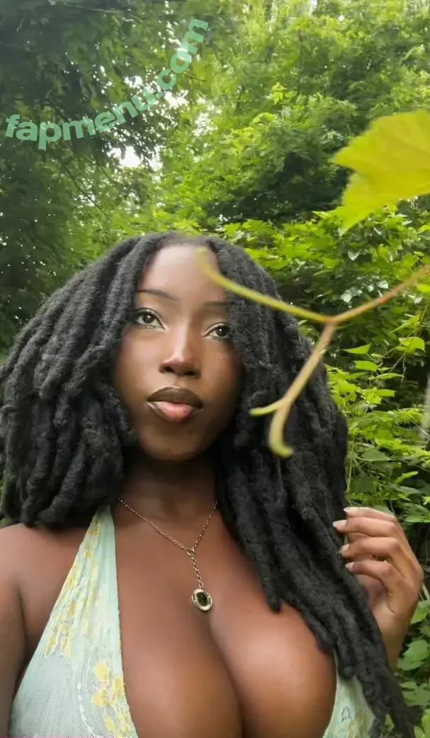 Vivicax.x nude photo #0129 (Vivicax.x)