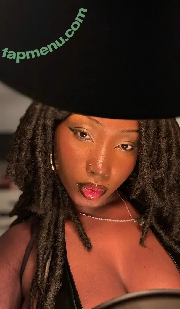 Vivicax.x nude photo #0150 (Vivicax.x)