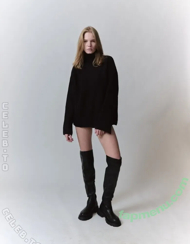 Vivien Michelle nude photo #0026 (vivien.michelle / vivien.michelle2)