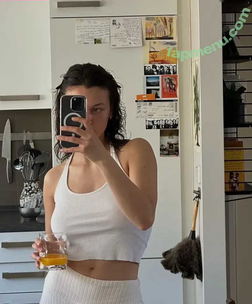 Vivien (Vivi) König nude photo #0019 (vivi_koenig)