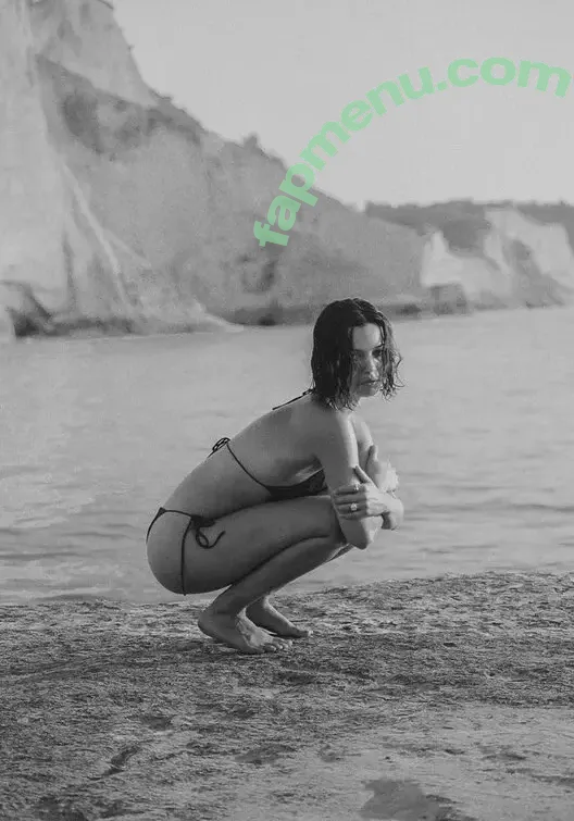 Vivien (Vivi) König nude photo #0063 (vivi_koenig)