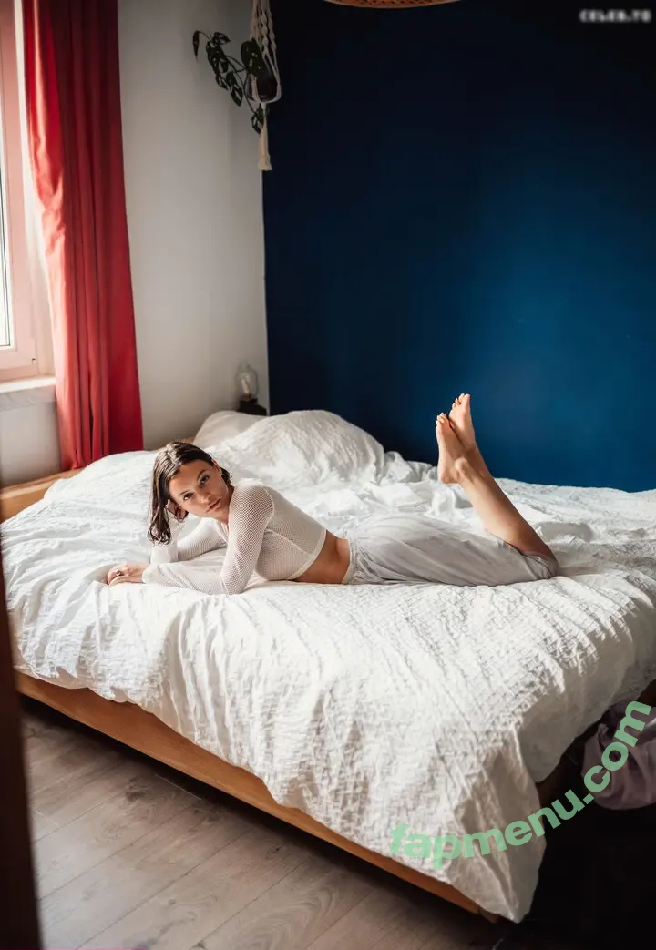 Vivien (Vivi) König nude photo #0070 (vivi_koenig)