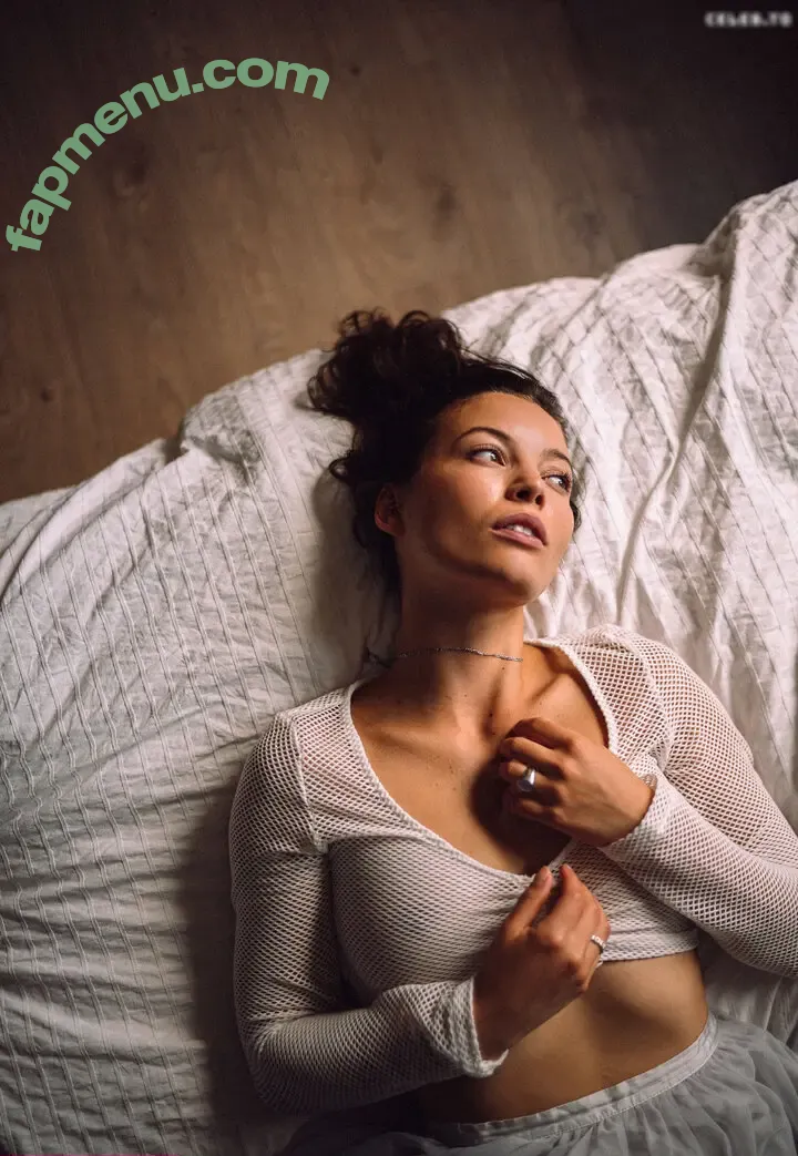 Vivien (Vivi) König nude photo #0074 (vivi_koenig)