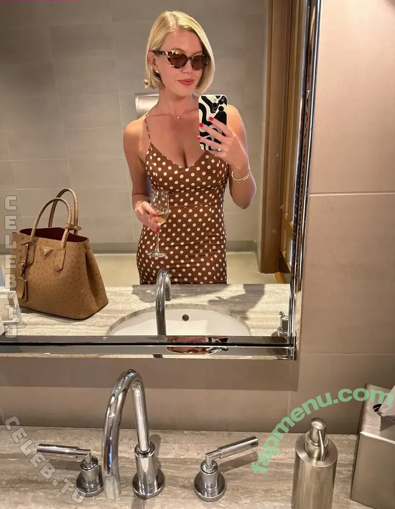 Vivienne Cole nude photo #0029 (coviv / viviennecolenyc)