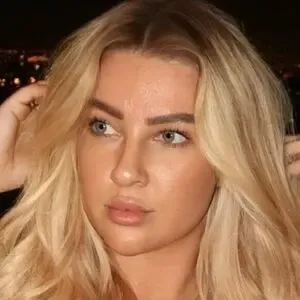 Vivilein / crazyoliivia / vivi.lein nude photo #0011