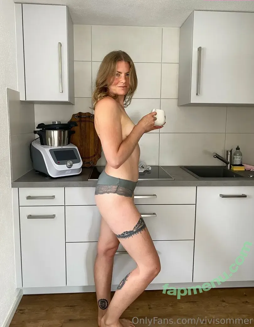 vivisommer nude photo #0002 (vivianasommer)