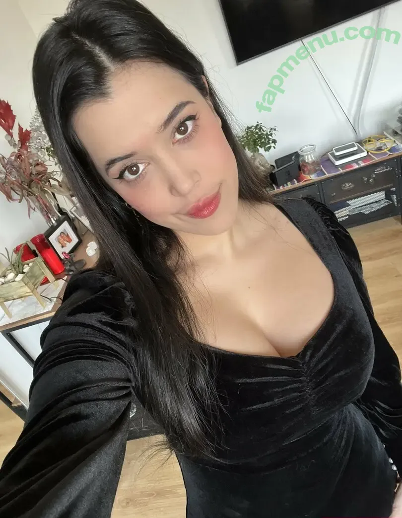 ViviTarantino nude photo #0083 (elvlogdevivi)
