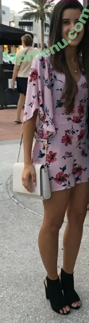 Vivreacts nude photo #0074 (vegasvittoria / viviannn_v)