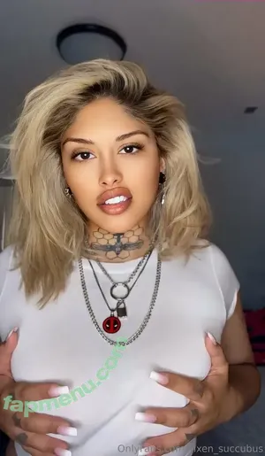  nude photo #0002