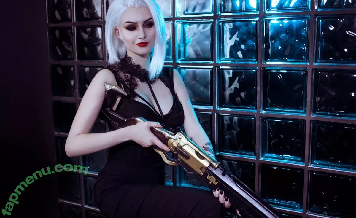 Vixena Siren nude photo #0027 (vixena_siren)