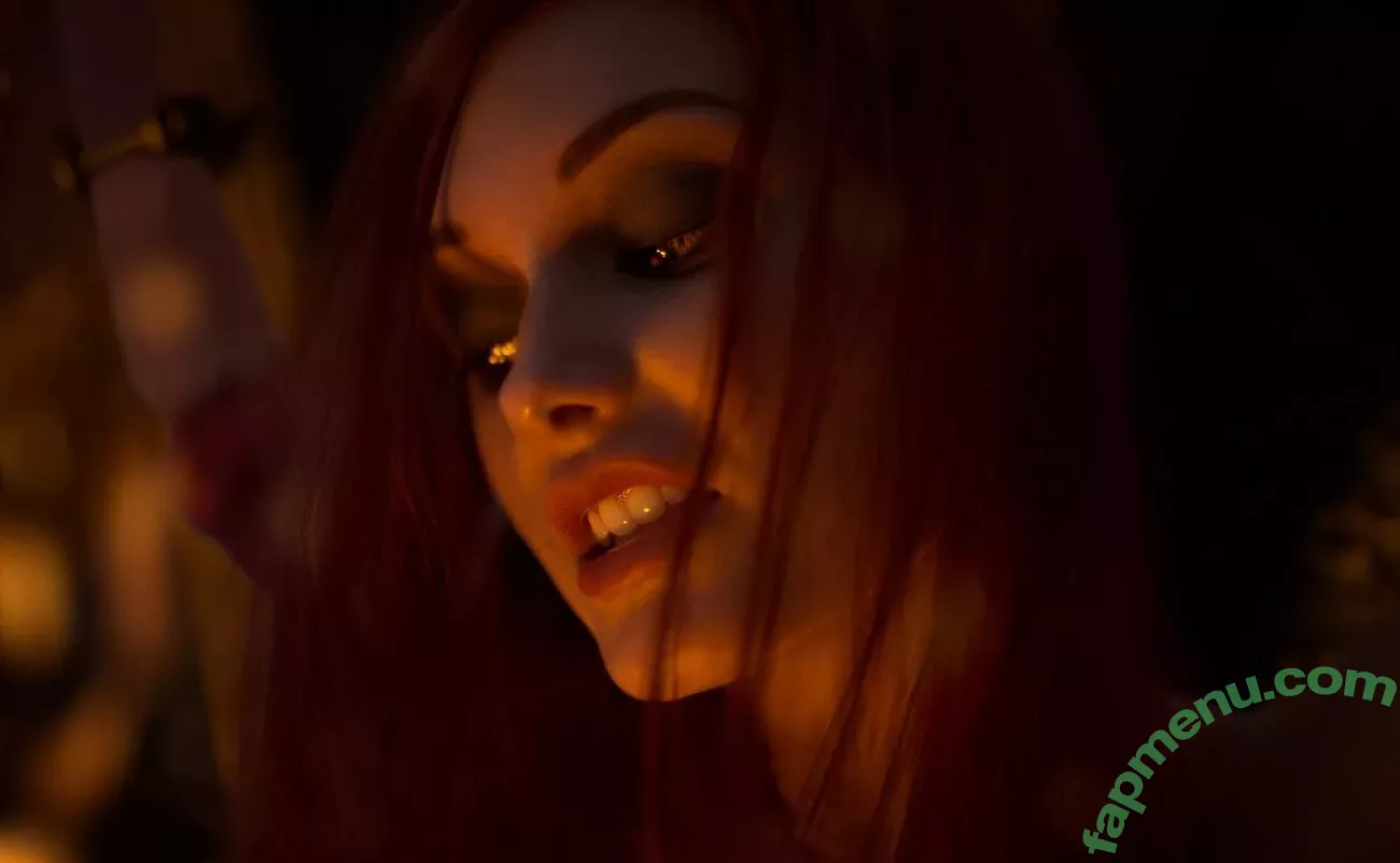 Vixena Siren nude photo #0055 (vixena_siren)