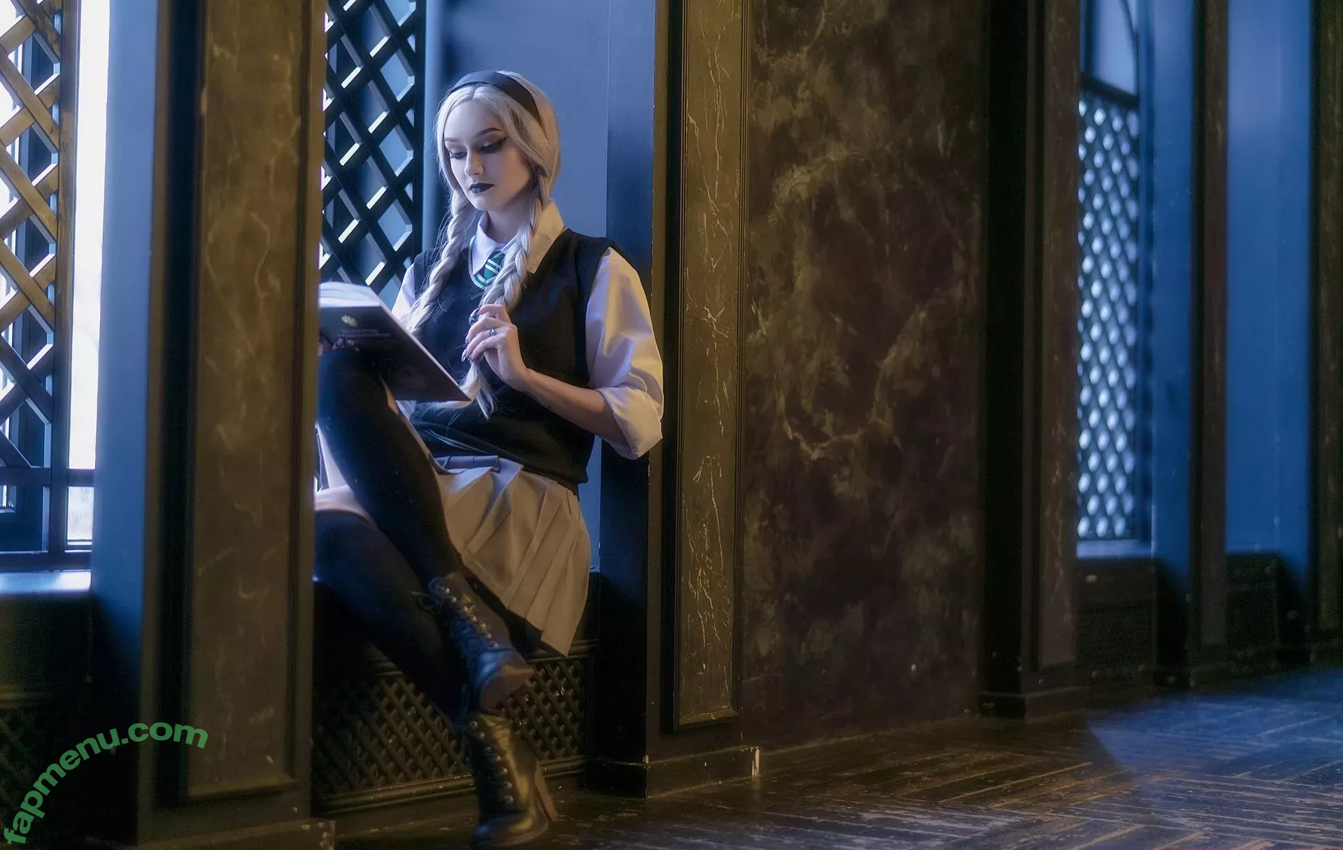 Vixena Siren nude photo #0144 (vixena_siren)