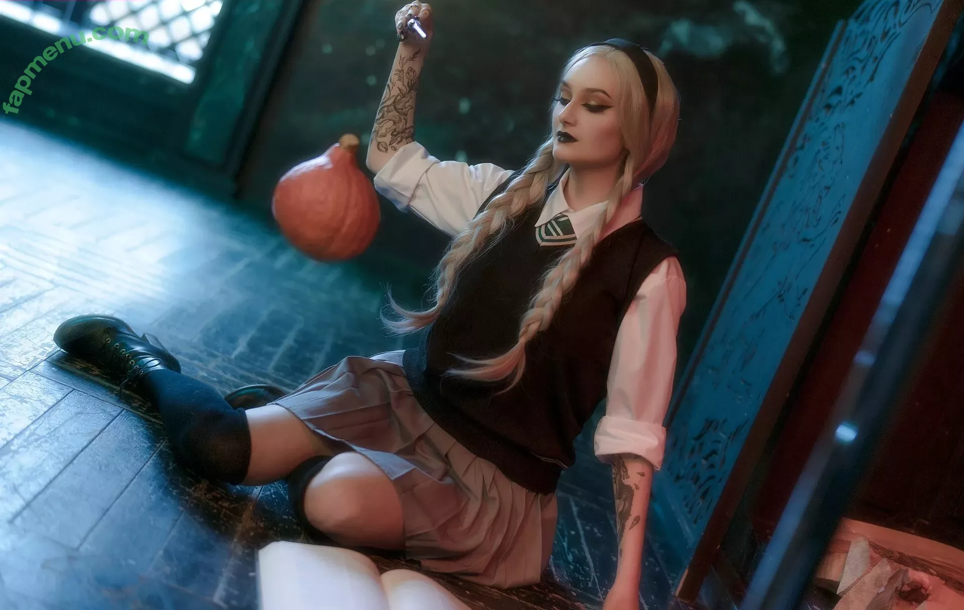 Vixena Siren nude photo #0147 (vixena_siren)