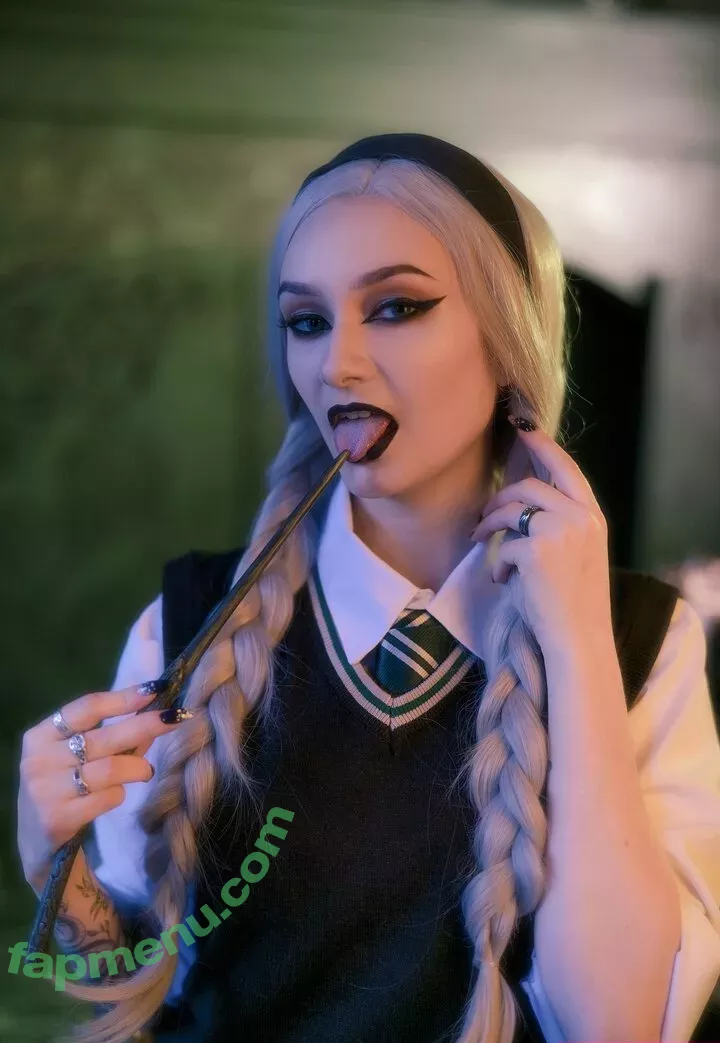 Vixena Siren nude photo #0148 (vixena_siren)