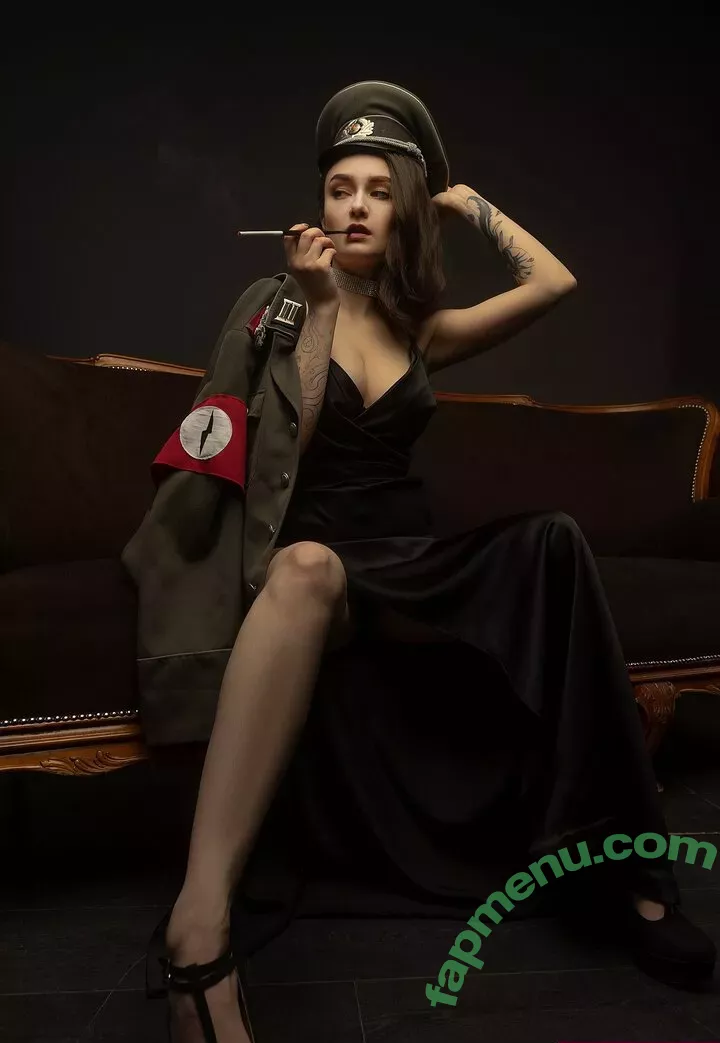 Vixena Siren nude photo #0199 (vixena_siren)