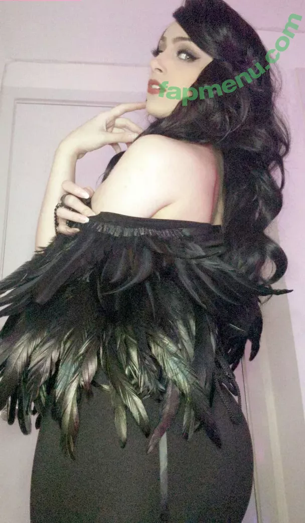 Vixence nude photo #0201 (Vixencecos / xoxovixence)