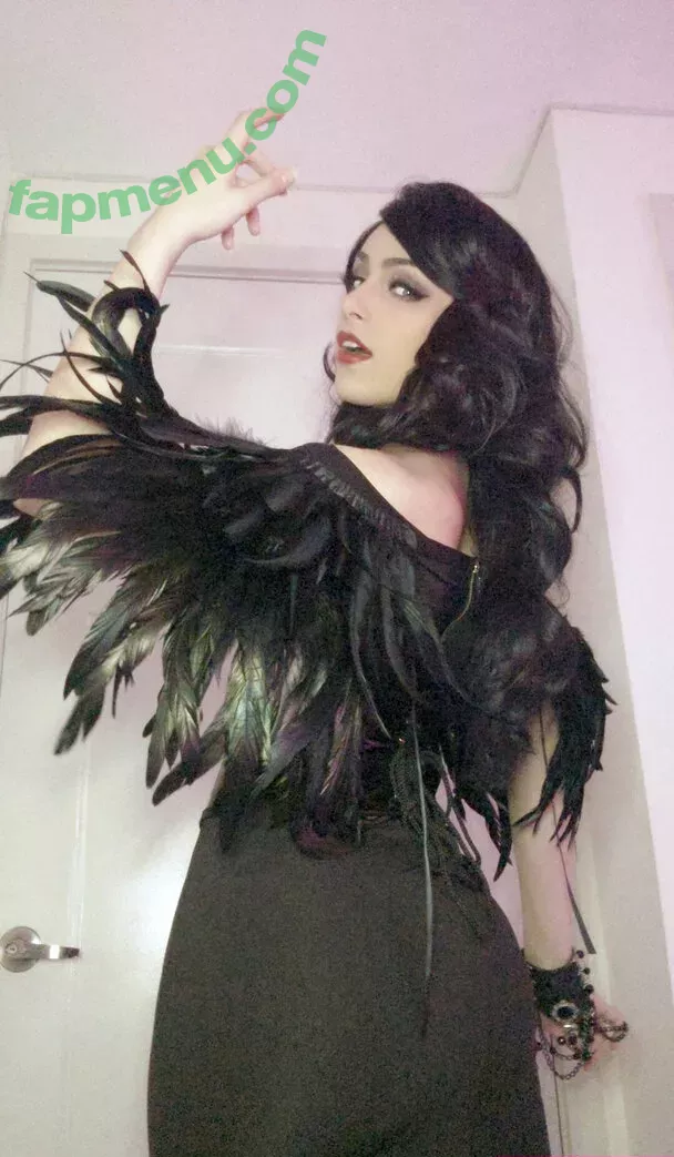 Vixence nude photo #0202 (Vixencecos / xoxovixence)