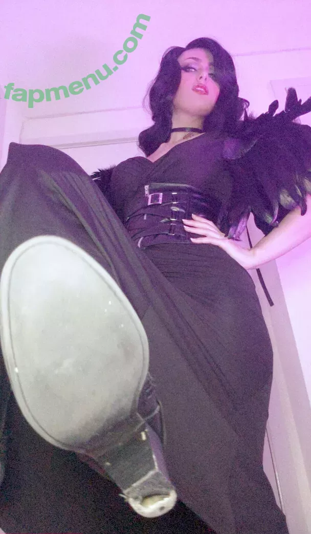 Vixence nude photo #0218 (Vixencecos / xoxovixence)