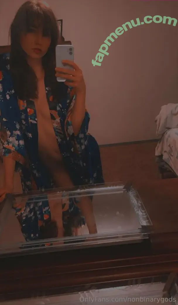 vixendeity nude photo #0008 (vixendeity)