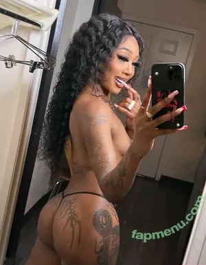 vixenvaloree / drippynyahh nude photo #0016