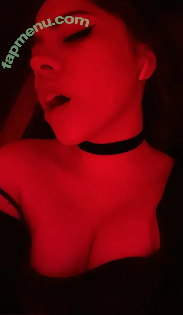 Vlackbive nude photo #0004 (Vlackbive)