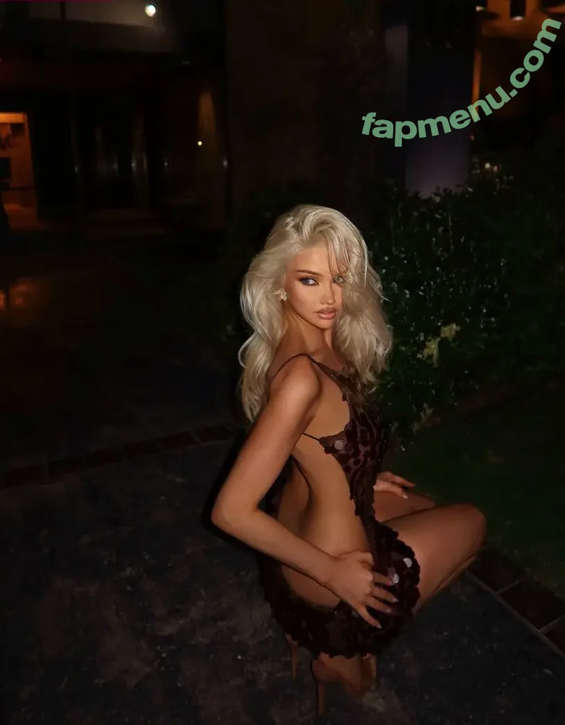 Vlada Glukhova nude photo #0080 (hellogoldenvi)