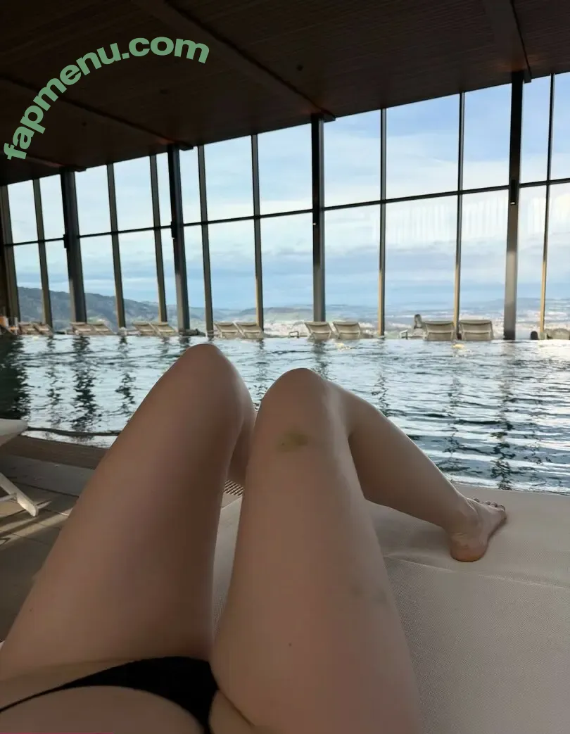 Vladababy nude photo #0562 (Vlada Dobryak / Vladaelfie)