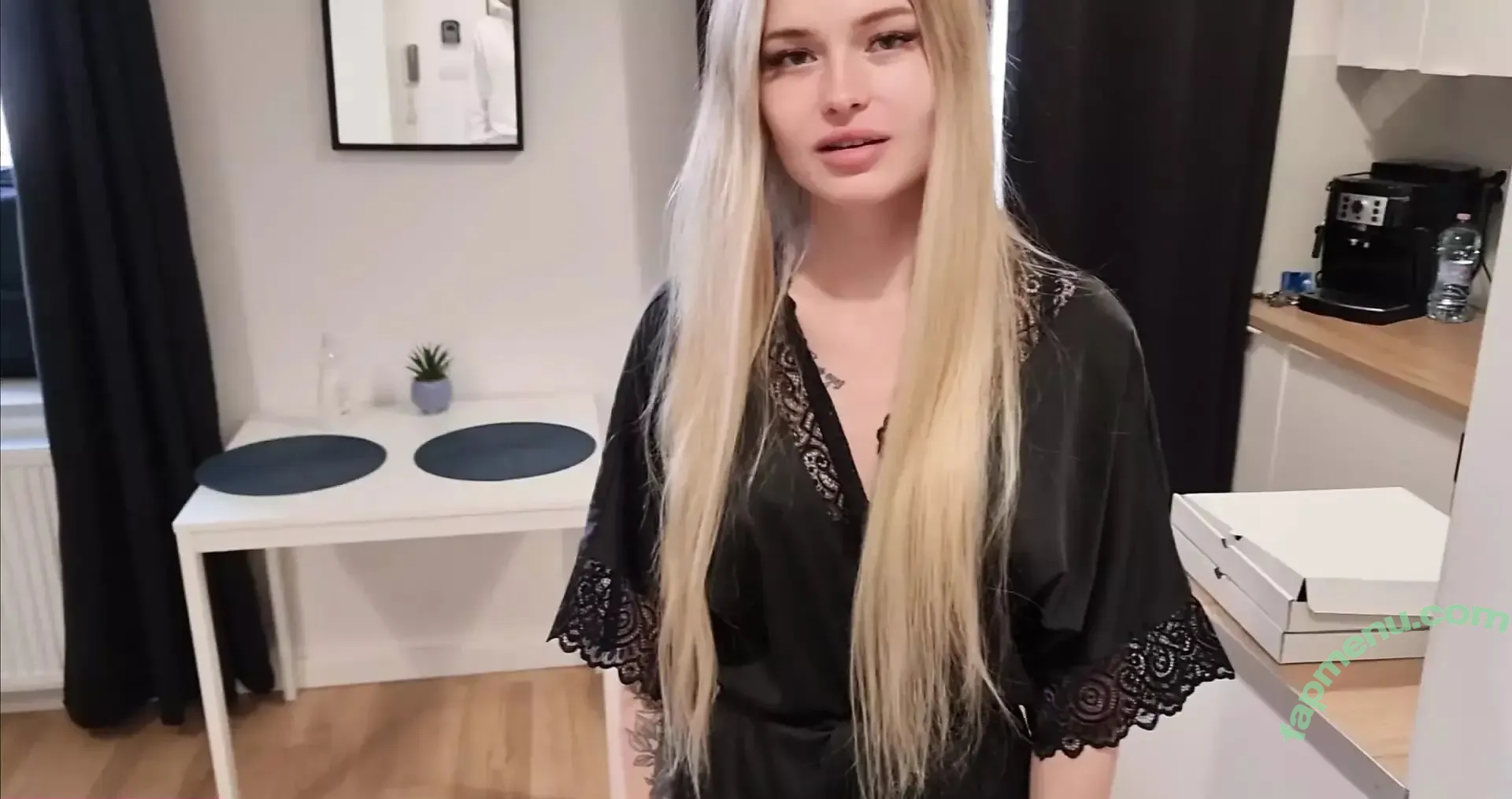 Vladamais nude photo #0025 (Vladamais)