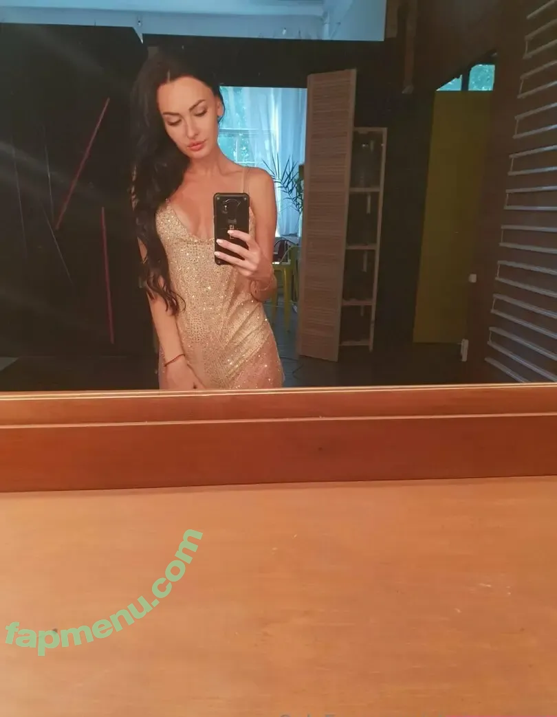 vladasweet_vip nude photo #0008 (elissallynn)