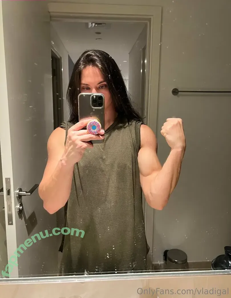 vladigal nude photo #0031 (vladigalagan)