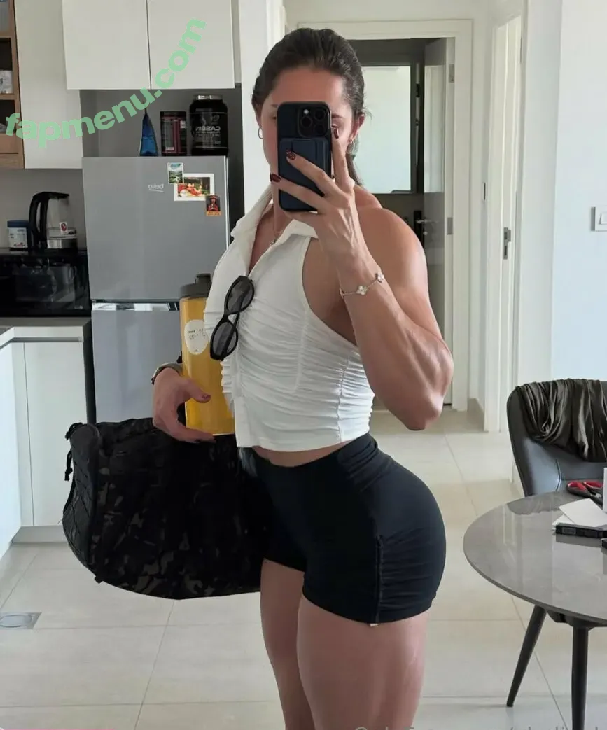 vladigal nude photo #0039 (vladigalagan)