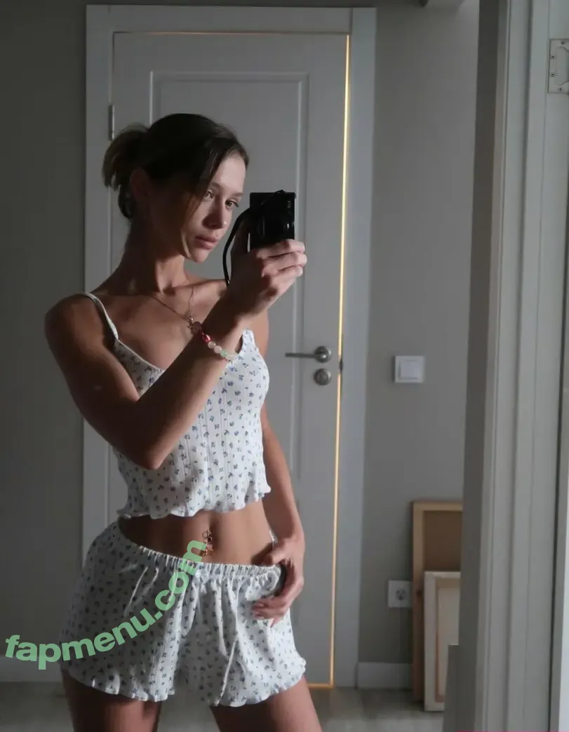 Vladislav Sexoroswo nude photo #0347 (Vladislava Kamynina / Vsexoroswo)