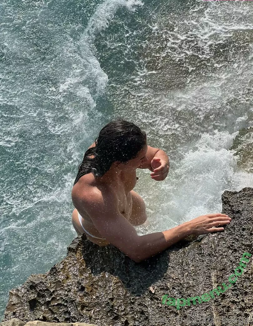 Vladislava Galagan nude photo #0108 (vladigal / vladigalagan)