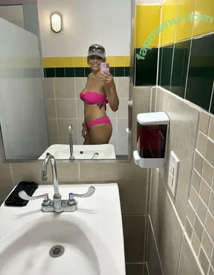 VLonghorn07 / vanesa_ukr nude photo #0008