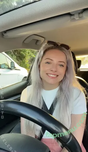 Voiceangelica nude photo #0015