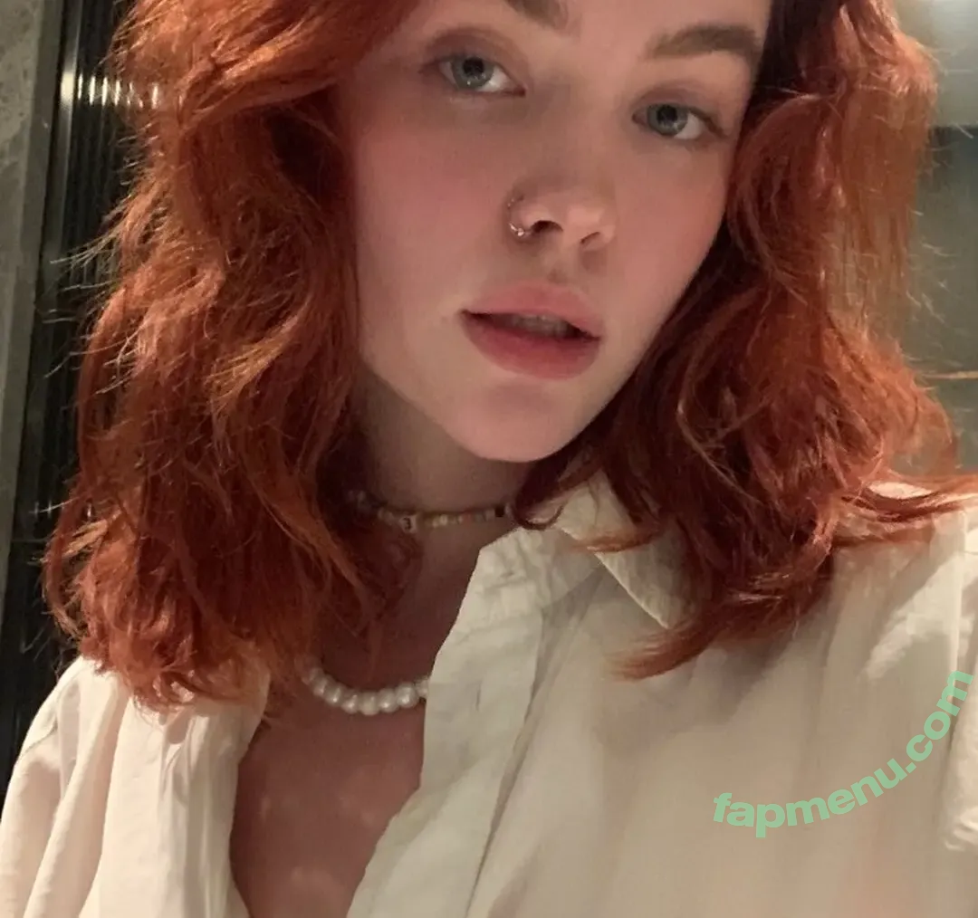 volshebnitsasonic nude photo #0007 (volshebnitsasonic)