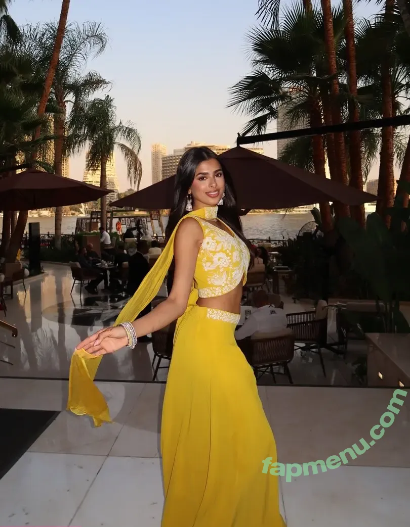 Vritika Parekh nude photo #0025 (vritika.parekh)