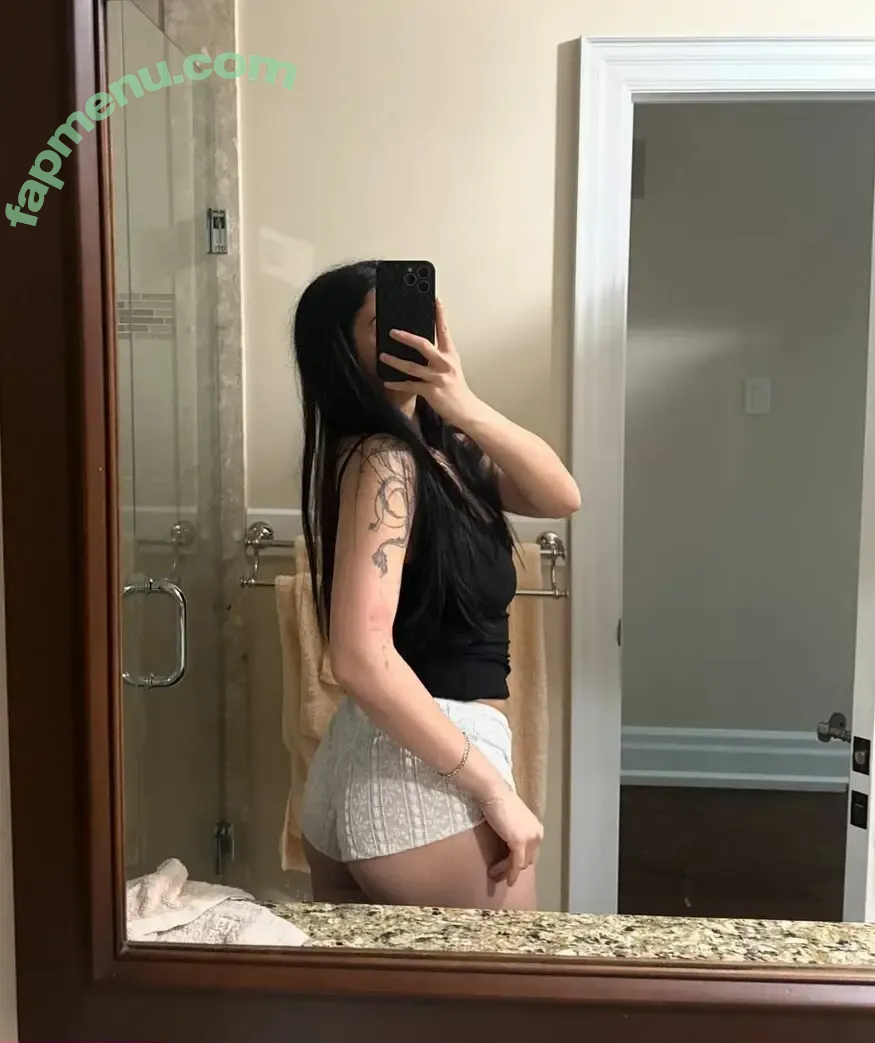 Vrosess nude photo #0064 (redcoveredroses / vrosess_)